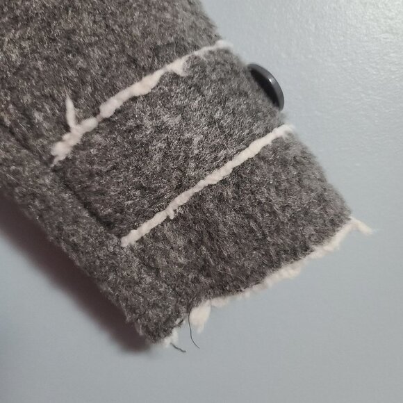 The Original Ben Sherman gray and white jacket Faux Fur 24 month - Picture 4 of 8